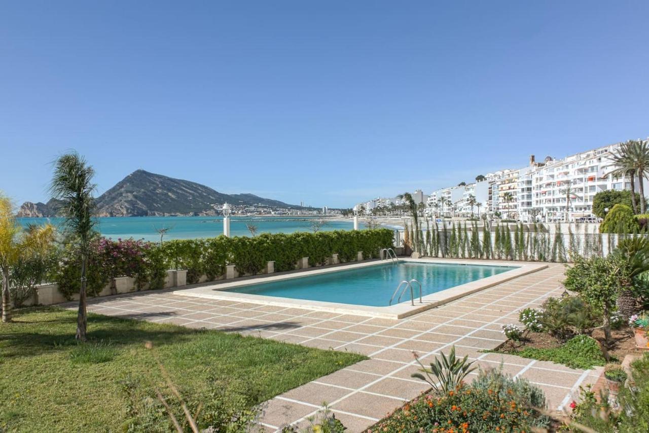 Escapada Romantica En Atico Frente Al Mar Con Piscina Apartment Altea Exterior photo